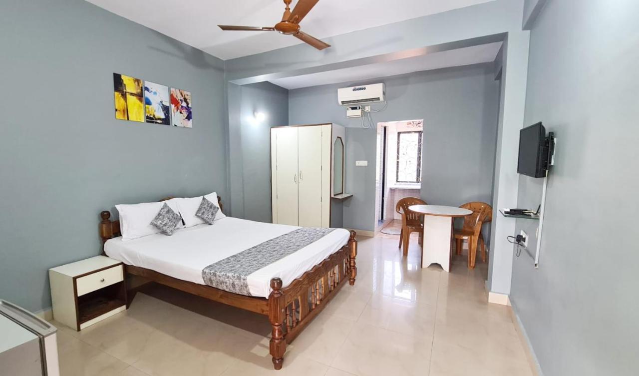 Jackson'S Beach House Calangute Aparthotel Bagian luar foto